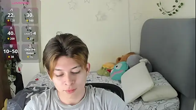 Felix kitty online show from 11-22-25, 07:02