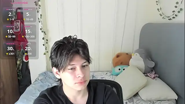 Snapshot of Felix_kitty chatting on 02-07-26, 08:17 Felix kitty online show from 02-07-26, 08:17