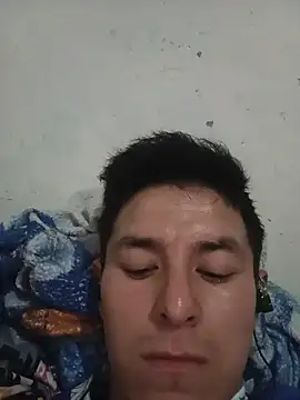 Snapshot of blanquito1099 chatting on 05-21-26, 04:15 blanquito1099 online show from 05-21-26, 04:15