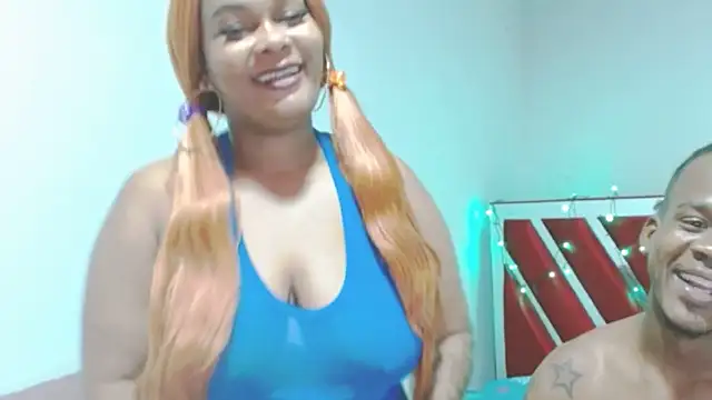 antonela-cris online show from 11-12-25, 06:17