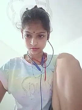 Snapshot of Mohnicute chatting on 06-28-26, 07:31 Mohnicute online show from 06-28-26, 07:31