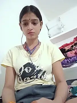 Snapshot of Mohnicute chatting on 07-31-26, 06:16 Mohnicute online show from 07-31-26, 06:16