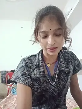 Snapshot of Mohnicute chatting on 05-23-26, 07:57 Mohnicute online show from 05-23-26, 07:57