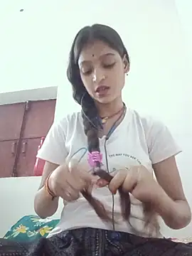 Snapshot of Mohnicute chatting on 07-19-26, 06:59 Mohnicute online show from 07-19-26, 06:59
