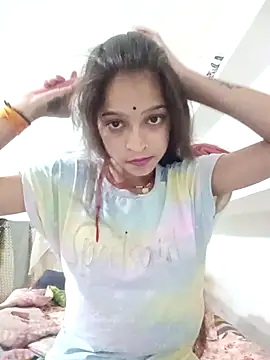 Snapshot of Mohnicute chatting on 05-05-26, 10:40 Mohnicute online show from 05-05-26, 10:40
