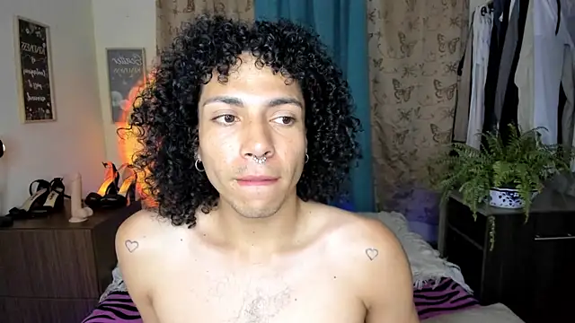 Angel White25 online show from 04-10-26, 01:01