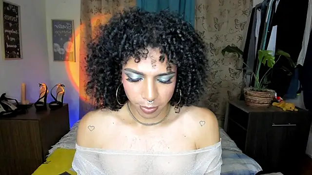 Angel White25 online show from 04-28-26, 02:27