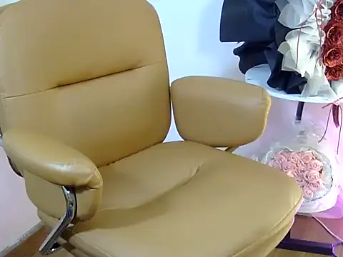 Snapshot of Dua-Mini chatting on 11-22-25, 02:32 Dua-Mini online show from 11-22-25, 02:32