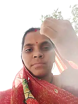 Snapshot of Hott_nenshi chatting on 11-18-25, 06:39 Hott nenshi online show from 11-18-25, 06:39