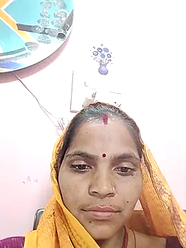 Snapshot of Hott_nenshi chatting on 11-22-25, 08:35 Hott nenshi online show from 11-22-25, 08:35