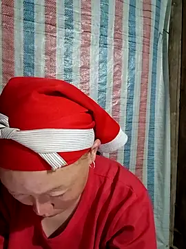 girl-hot2x online show from 04-12-26, 01:14