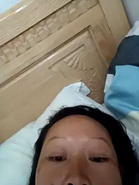 girl-hot2x online show from 11-24-25, 09:48