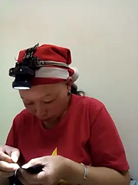 girl-hot2x online show from 11-25-25, 01:00