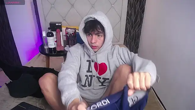 Samu FoXXX online show from 11-22-25, 08:29