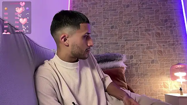 MrandMrsRivas online show from 12-19-25, 06:54