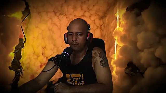 StripPMB online show from 11-11-25, 03:51