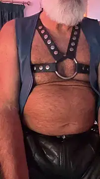LeatherSdaddy online show from 11-23-25, 04:17