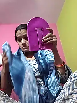 Snapshot of Zoya_Gi chatting on 11-14-25, 06:44 Zoya Gi online show from 11-14-25, 06:44