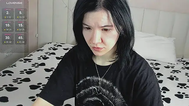 Lina Moony online show from 02-11-26, 01:49