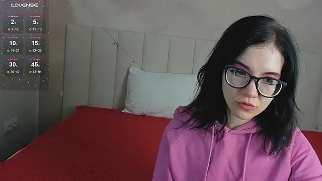 Lina Moony online show from 02-03-26, 01:49