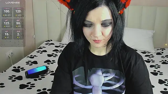 Lina Moony online show from 02-05-26, 08:54