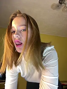 yourladyMary online show from 12-19-25, 01:20