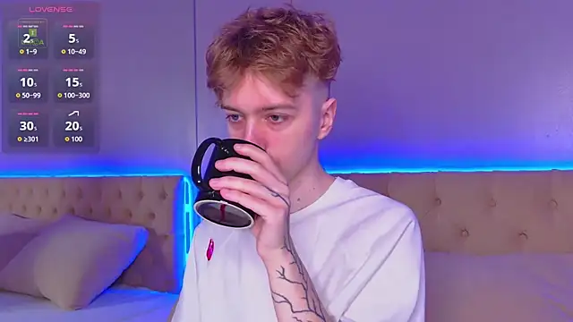 Paul Holt online show from 12-04-25, 09:03