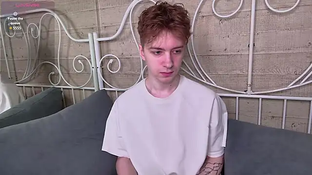 Paul Holt online show from 11-27-25, 08:42