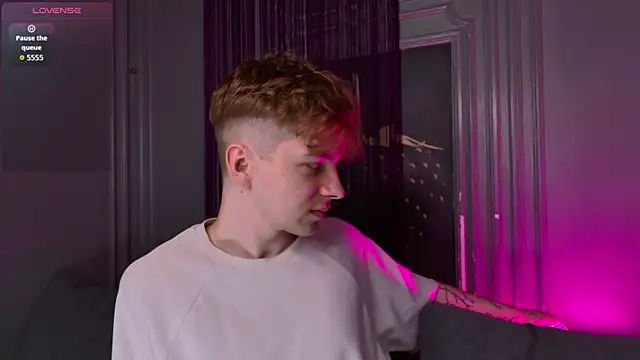 Paul Holt online show from 11-18-25, 08:34