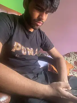 hotyyyyjonny online show from 06-24-26, 04:00