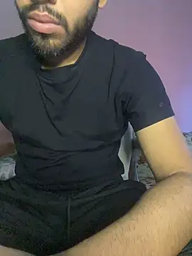 hotyyyyjonny online show from 06-26-26, 02:06
