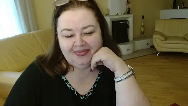 Snapshot of Natali-Gucci chatting on 11-30-25, 09:10 Natali-Gucci online show from 11-30-25, 09:10