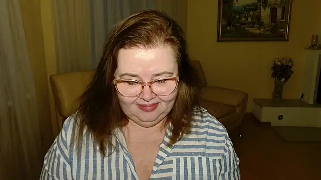 Snapshot of Natali-Gucci chatting on 12-19-25, 01:02 Natali-Gucci online show from 12-19-25, 01:02