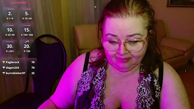 Snapshot of Natali-Gucci chatting on 02-12-26, 11:37 Natali-Gucci online show from 02-12-26, 11:37