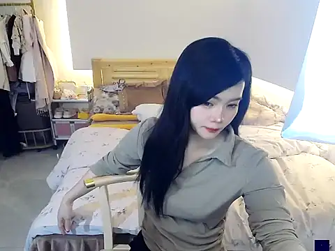 Shaurk online show from 11-28-25, 02:56