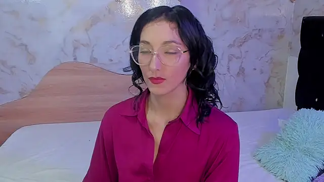 Snapshot of kirakay1 chatting on 06-02-26, 01:11 kirakay1 online show from 06-02-26, 01:11