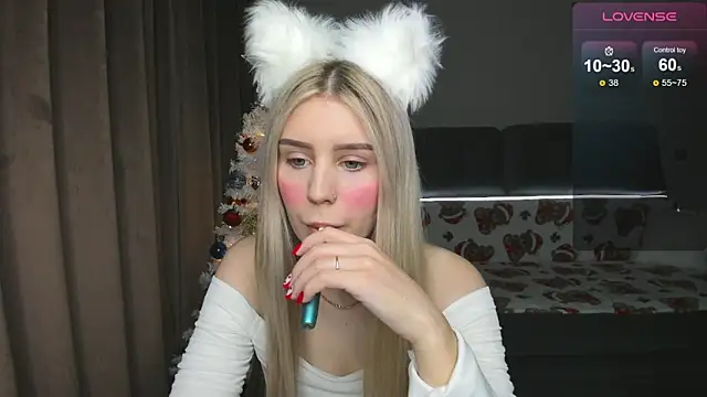 Olivia1Taylor1 online show from 12-19-25, 09:44