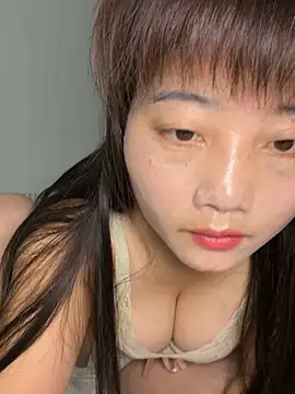 Nuomi6 online show from 05-05-26, 06:16