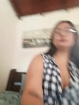 Snapshot of SaloGray8 chatting on 07-14-26, 04:57 SaloGray8 online show from 07-14-26, 04:57