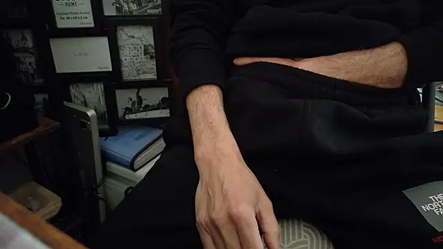 Chrisatmiami online show from 05-03-26, 12:31