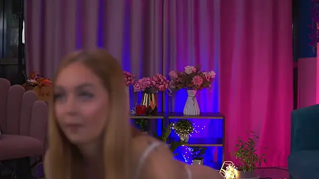 ElyssawetXX online show from 11-19-25, 07:14