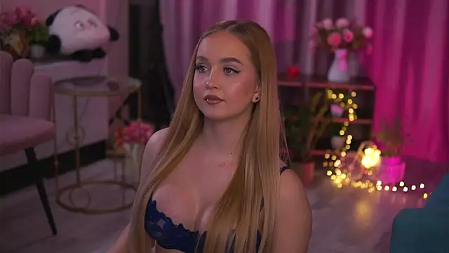 ElyssawetXX online show from 11-18-25, 07:28