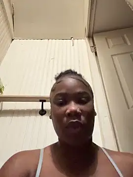 Issa smooch online show from 11-11-25, 11:09