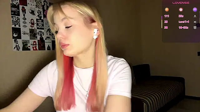 JestineParslow online show from 01-12-26, 08:36