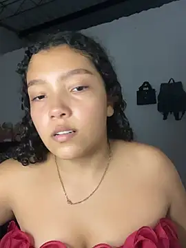 PetiteKattia online show from 01-12-26, 12:50