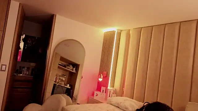 Iamnyxy online show from 03-10-26, 11:03