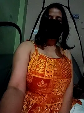 Snapshot of Yamini-X chatting on 02-15-26, 03:44 Yamini-X online show from 02-15-26, 03:44