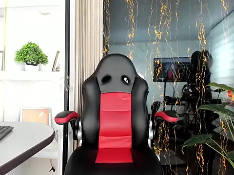 Lucy Vegas online show from 03-04-26, 01:08