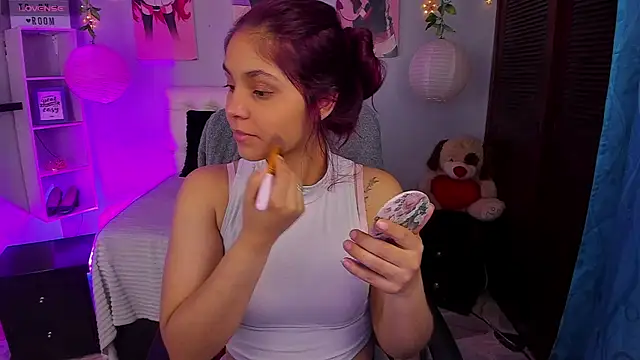 antonella emma online show from 12-17-25, 12:54