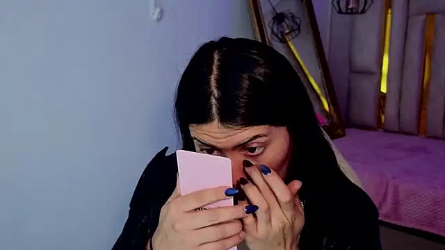 Brandy collinss online show from 04-19-26, 07:16